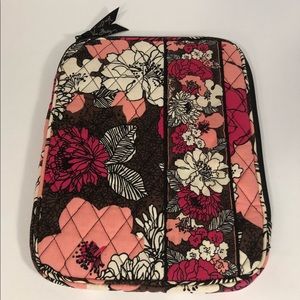 Vera Bradley nwot small tablet case